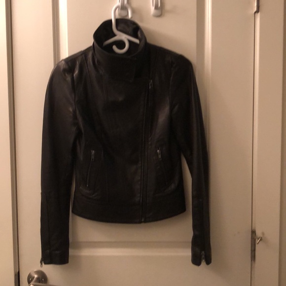 Mackage x ARITZIA KENYA Leather Jacket - Picture 7 of 14
